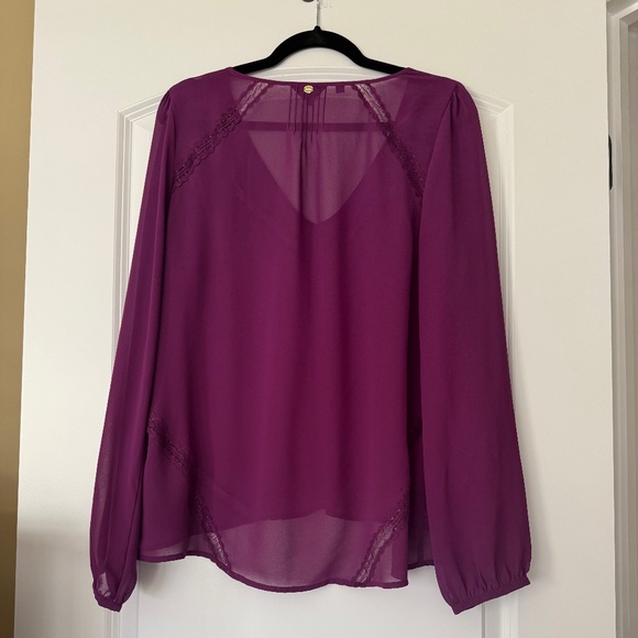 Guess Sheer Blouse! - Picture 4 of 5